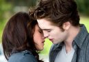 <i>Twilight</i> Fans React to <i>Midnight Sun</i> News After Crashing Stephenie Meyer’s Website