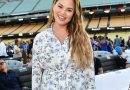 It’s Time to Bring Back Chrissy Teigen’s “Headband of the Day”