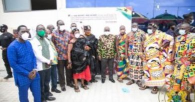 Akufo-Addo Gets ‘Chief Of Development And Truth’ Title From Ekumfi Chiefs